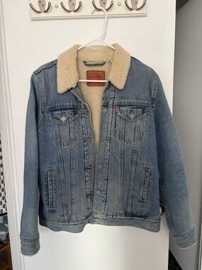 Levi's Cream-Sherpa Light Blue Denim Jacket